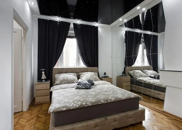 Hedonist-Belgrade Central Nest